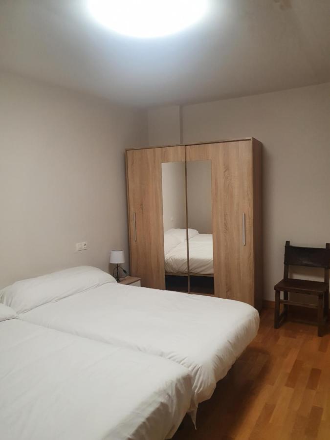 Hostal Rural 18 De Abril โอลีเต ภายนอก รูปภาพ