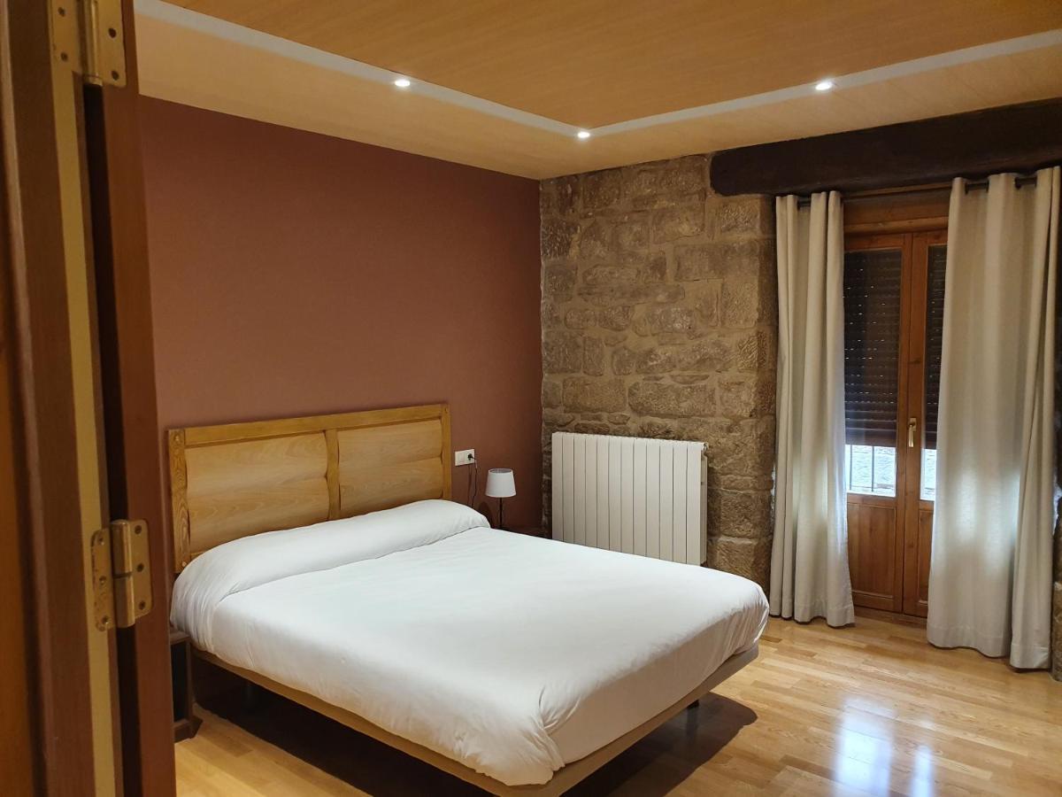 Hostal Rural 18 De Abril โอลีเต ภายนอก รูปภาพ
