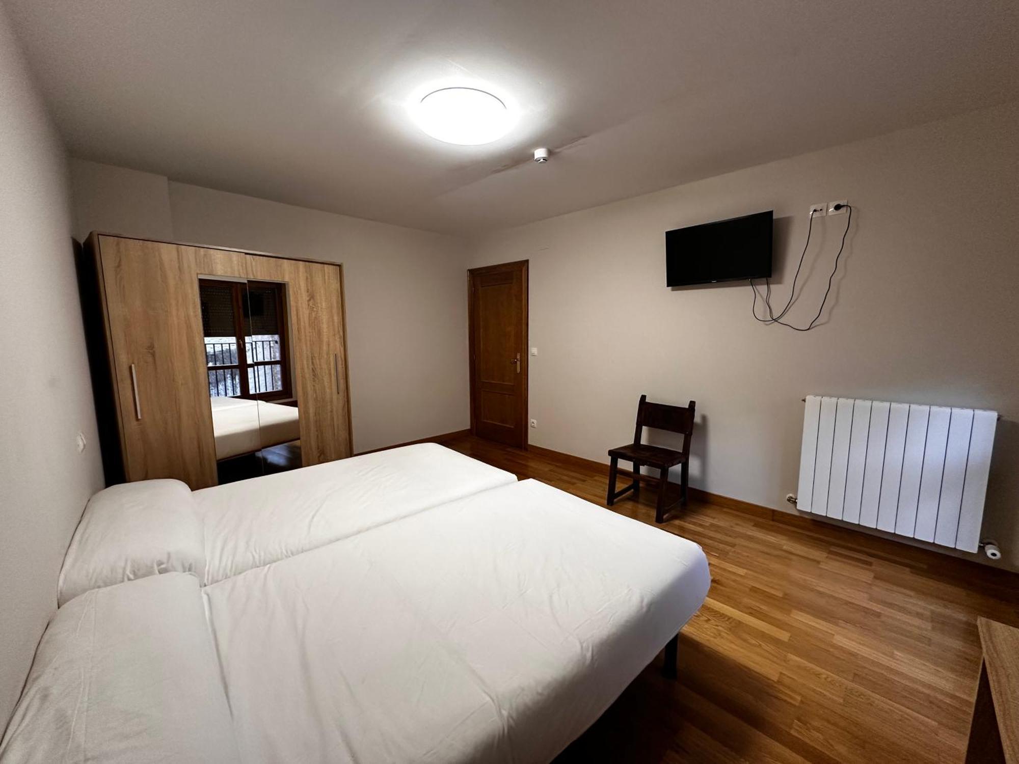 Hostal Rural 18 De Abril โอลีเต ภายนอก รูปภาพ